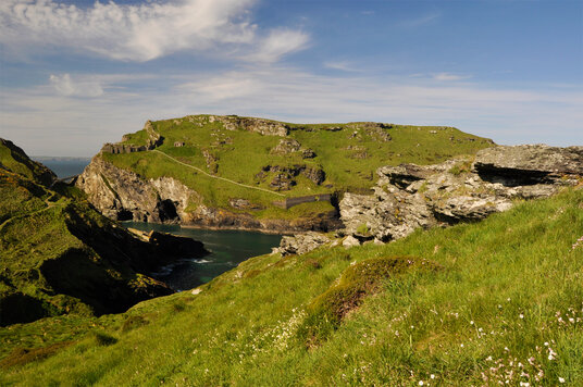 Escarpment on Barras Nose
