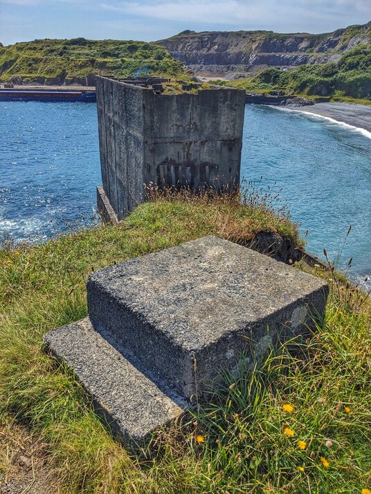 Loading chutes at Batty's Point