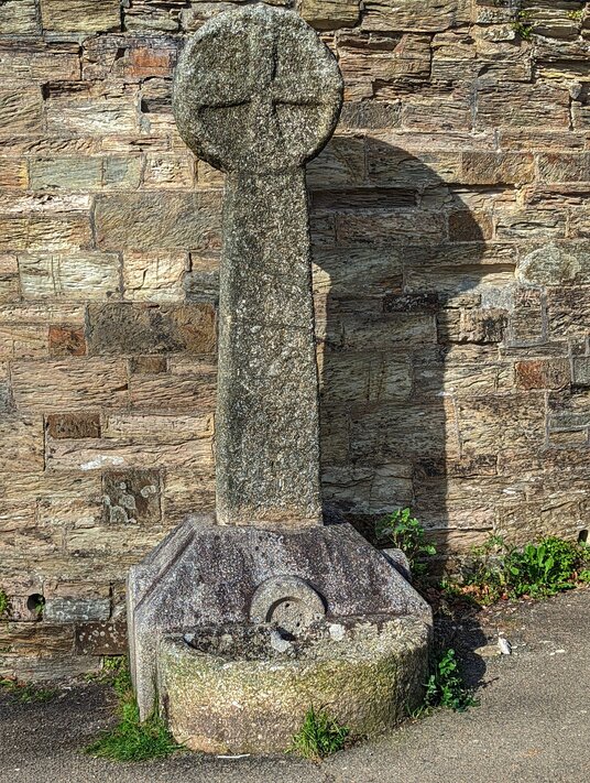 Berrycoombe Cross