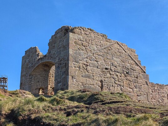 Remains of building at Botallack mine