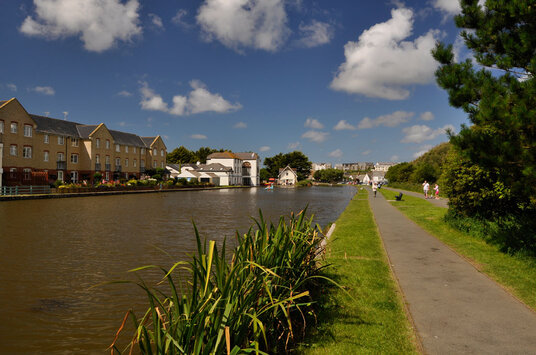 The canal in Bude