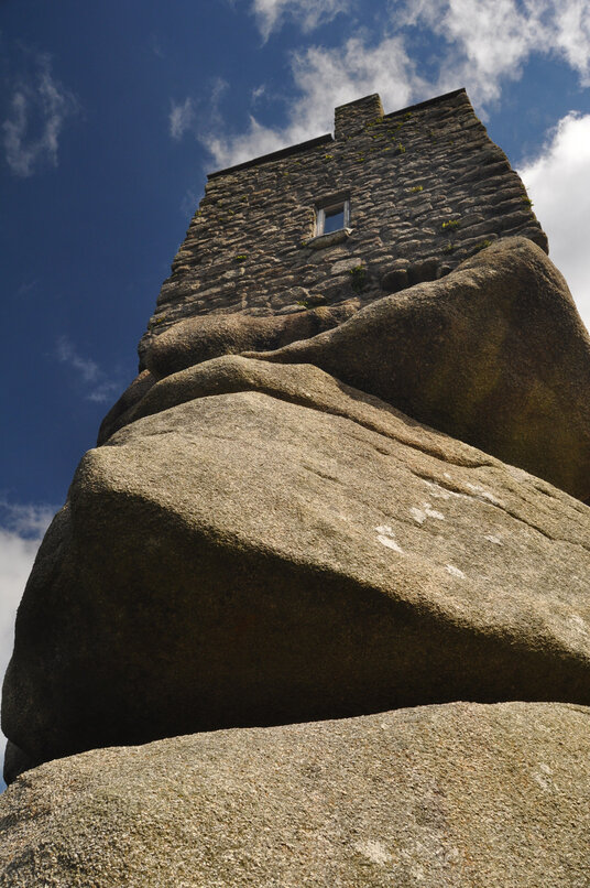 Carn Brea Castle