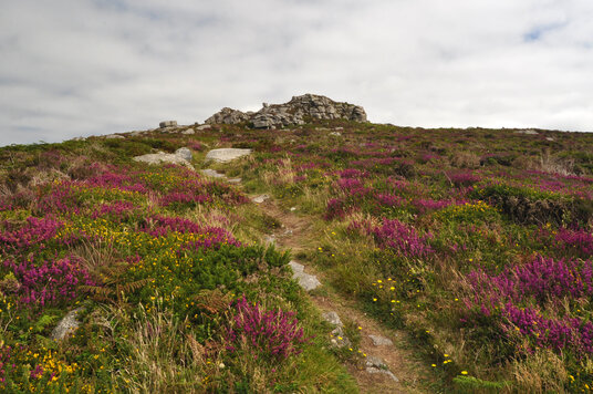 Path to Carn Galver