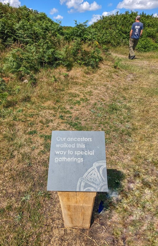Plaque at Castle-An-Dinas