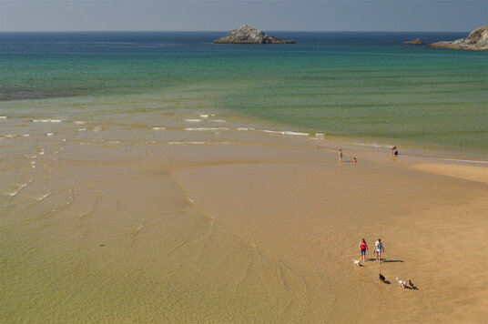 Sand bank at Crantock beach