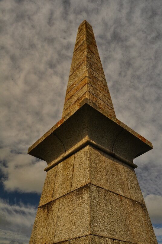 Obelisk on Dennis Hill