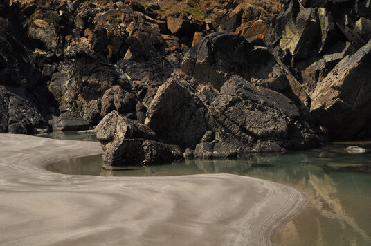 Serpentine rocks at Downas Cove