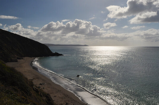 View along Finnygook beach from Portwrinkle