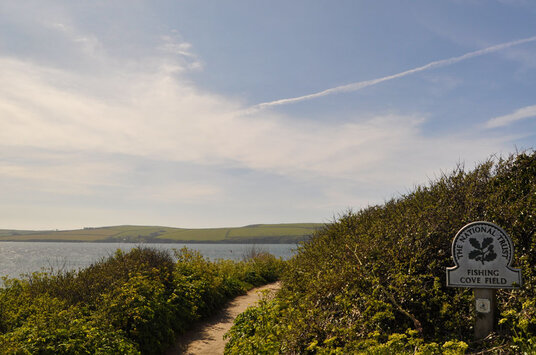 Approach to Daymer Bay