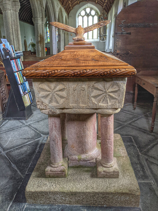 Font in Cardinham church