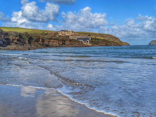 Harbour Cove looking towards Hawker's Cove