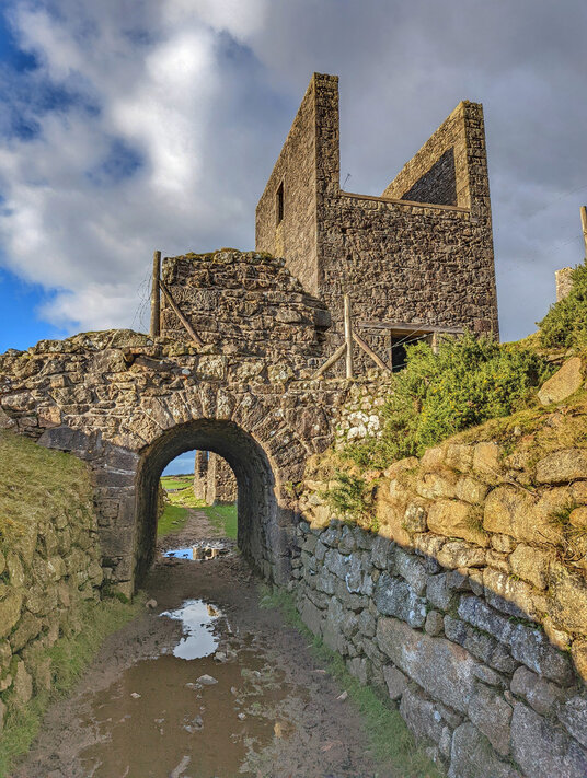 Holman Engine House and tunnel