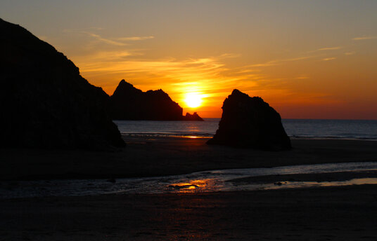 Holywell Bay