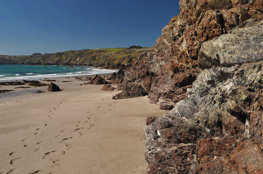 Serpentine rocks at Kennack Sands