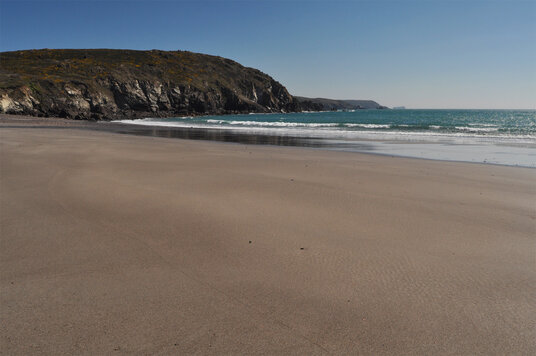 The eastern beach at Kennack Sands