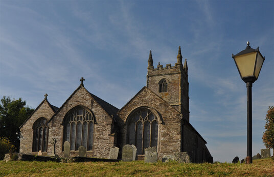 Lansallos churchyard