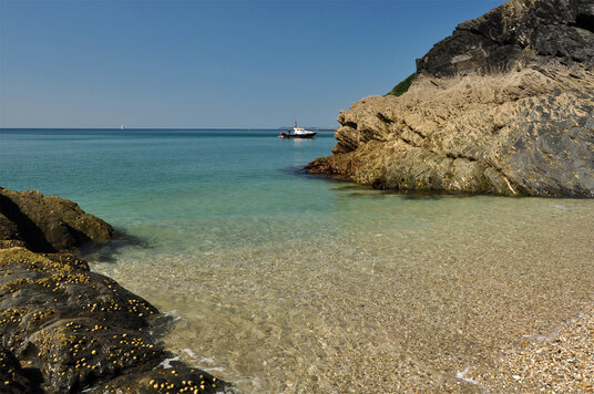 Small cove at Lantic Bay