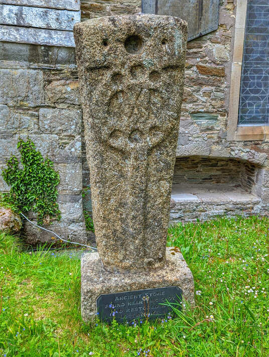 Celtic cross in Lostwithiel churchyard