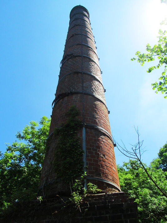 Chimney of the Clay Dry