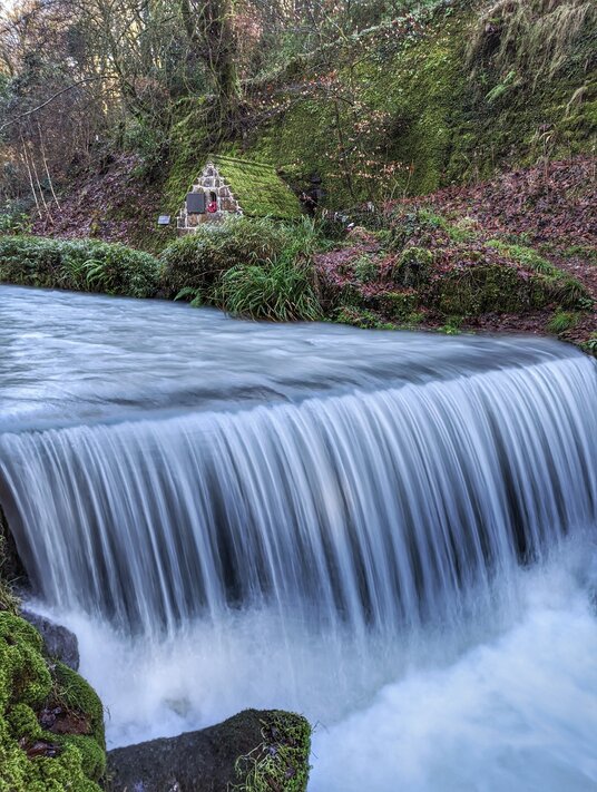 Menacuddle Well waterfall in winter