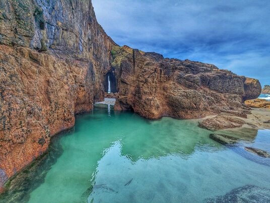 'Song of the Sea' cave at Nanjizal