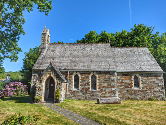 Nanstallon Church