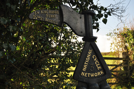 National Cycle Network sign at Trelissick