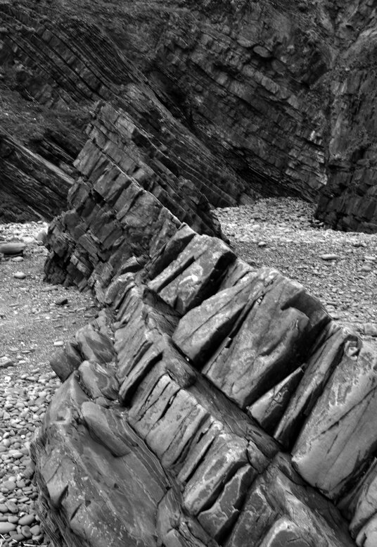 Rock formations at Northcott Mouth