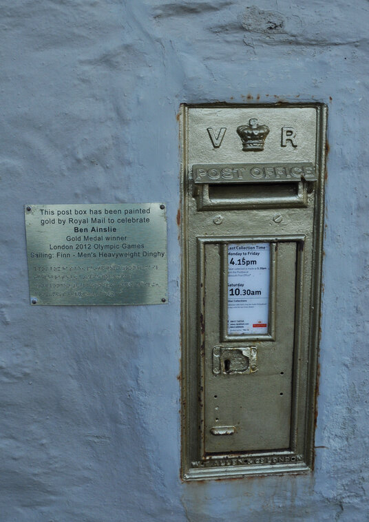 Gold postbox at the Pandora Inn