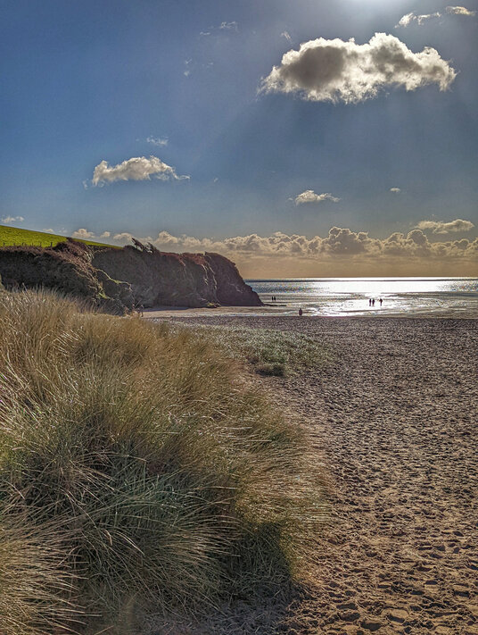 View across Par beach