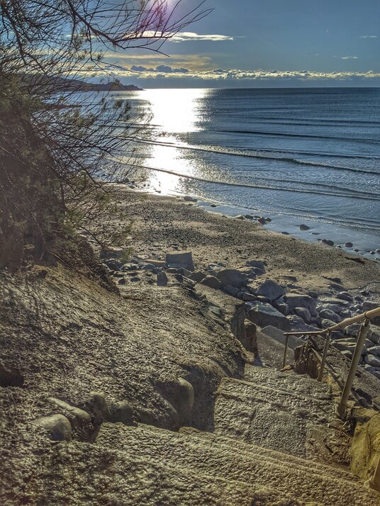 Steps to Perranuthnoe beach