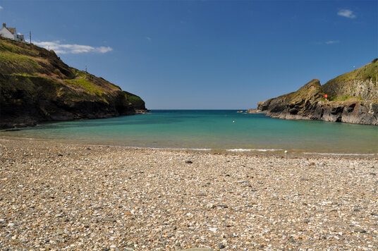 Port Gaverne Beach