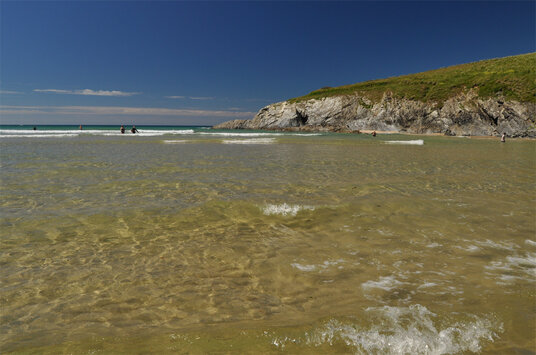 Shallow gradient at Porth Joke