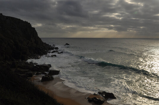 Winter sun at Porth Chapel