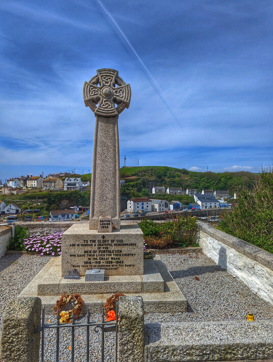 Porthleven War Memorial
