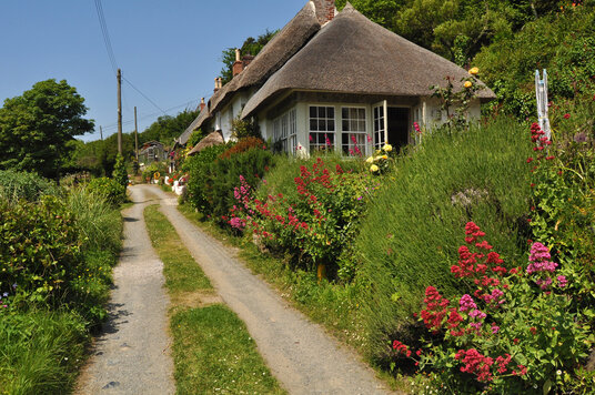 Track to Porthoustock