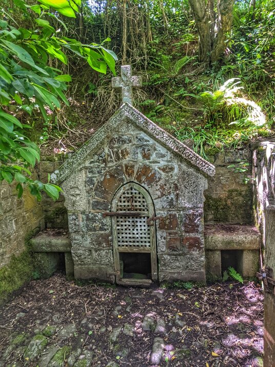 Poundstock Holy Well