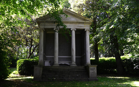 Gardens of Prideaux Place