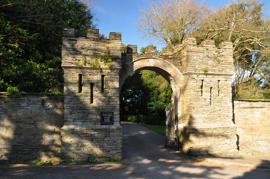Gateway to Prideaux Place
