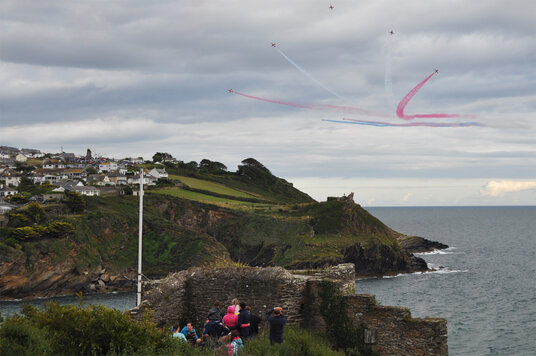 Red Arrows display over St Catherine's Castle