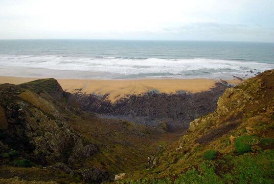 Rocks at Warren Gutter