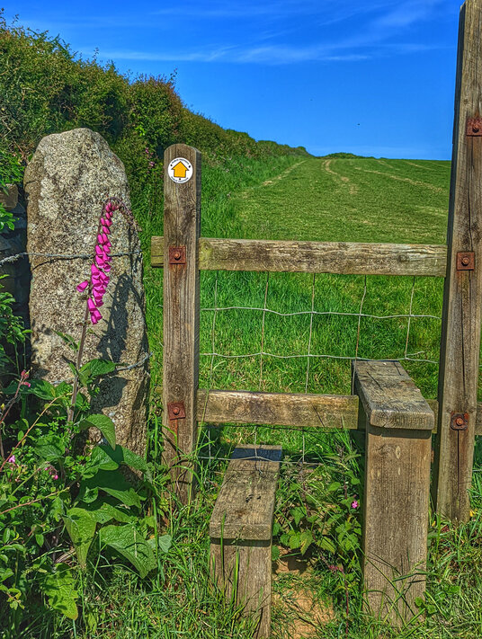 Stile near Suffenton