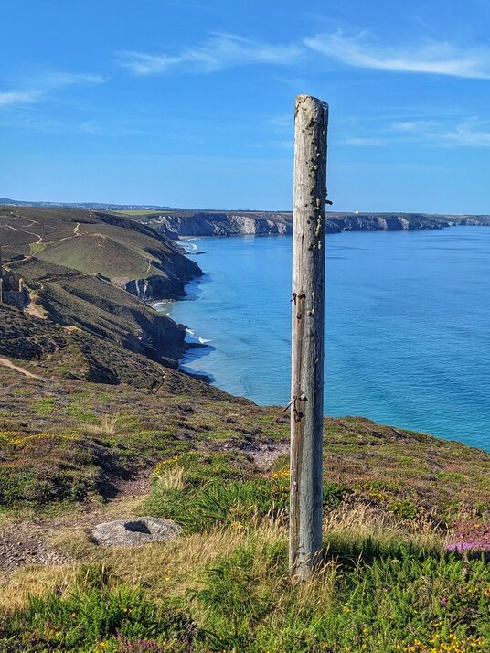 Remains of a possible Wreck Post
