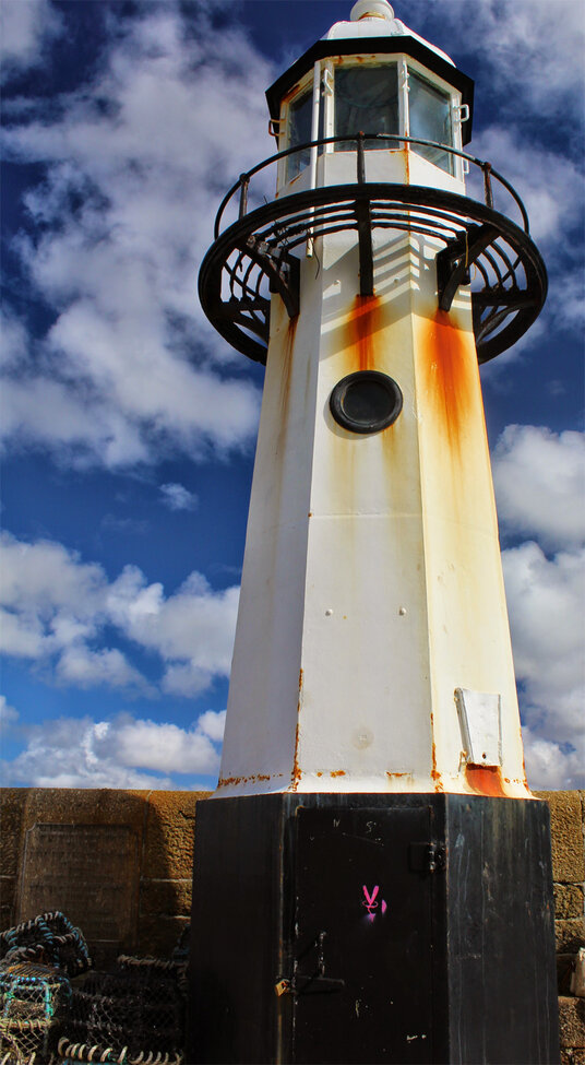 Lighthouse on Smeaton's Pier