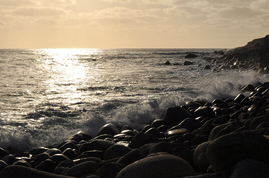 Winter sun at St Loy's Cove
