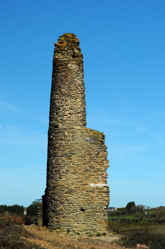 Ruins of an engine house near Wheal Maid