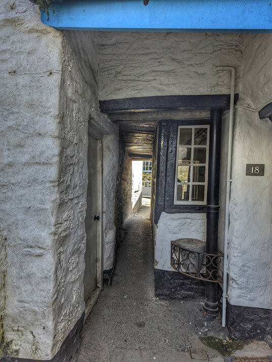 Temple Bar (aka Squeeze-ee-Belly Alley)