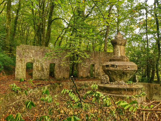 The arches and fountain at Tivoli Park
