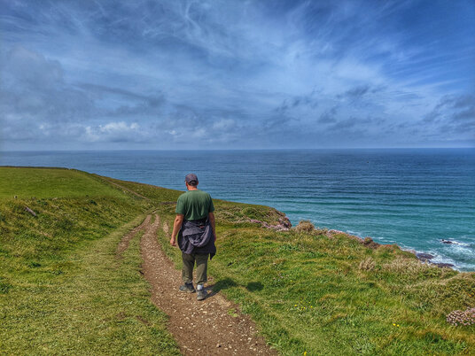 Coast path near Mawgan Porth